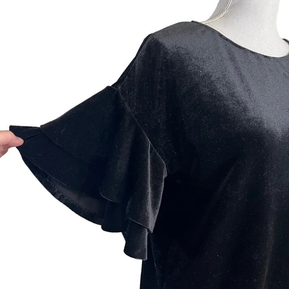 Aqua Black Velour Blouse Size Medium Flared Short Sleeves Formal Cocktail Top - Picture 4 of 5